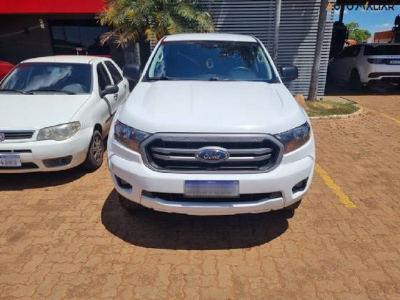 FORD RANGER 2.2 XLS 4X4 CD 16V DIESEL 4P AUTOMÁTICO
